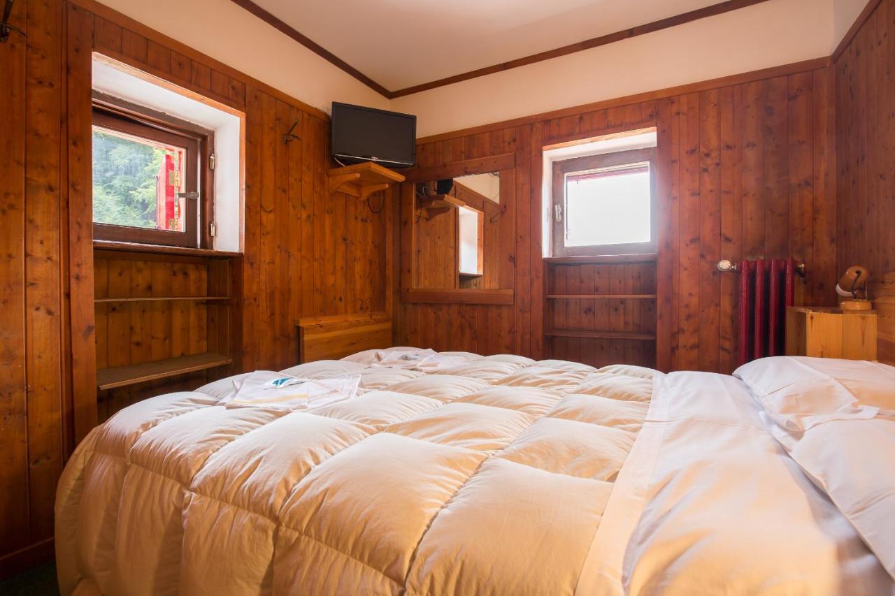 Hotel La Piccola Baita 泰尔米尼洛 外观 照片