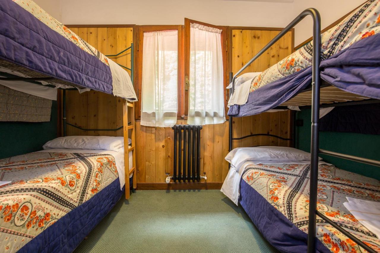 Hotel La Piccola Baita 泰尔米尼洛 外观 照片
