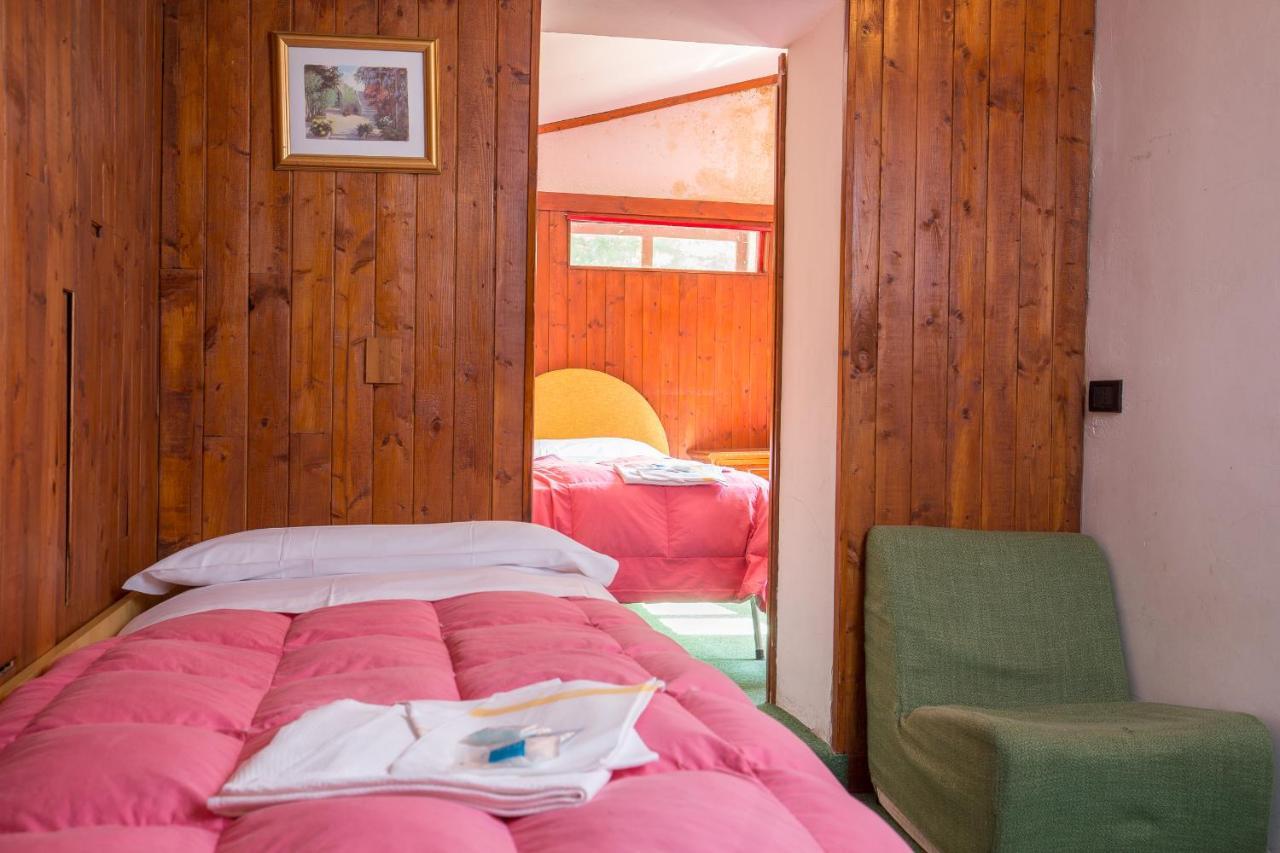 Hotel La Piccola Baita 泰尔米尼洛 外观 照片
