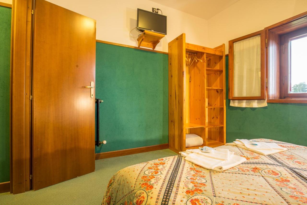 Hotel La Piccola Baita 泰尔米尼洛 外观 照片